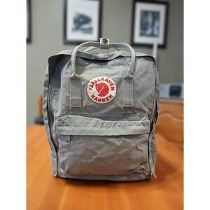 Fjällräven Classic Kånken Backpack Everyday Outdoor Fog Grey 23510 Hiking